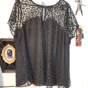 Black Star Pattern Lace Top